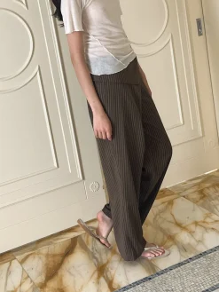 Folded Wool Pant