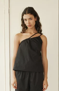 Shoulder Top