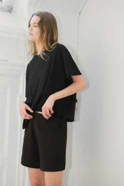 the leisure tee