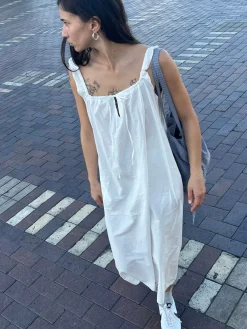 the paper dress