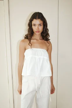 the strapless cotton top